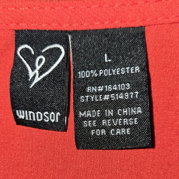 Windsor Red Tie Front Top Short Sleeves Size Large - Picture 14 of 15